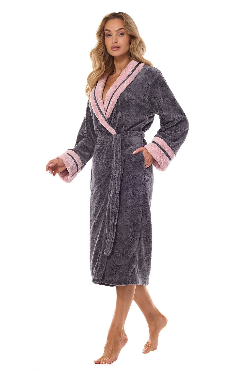 Belvadere Bathrobe