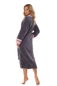 Belvadere Bathrobe